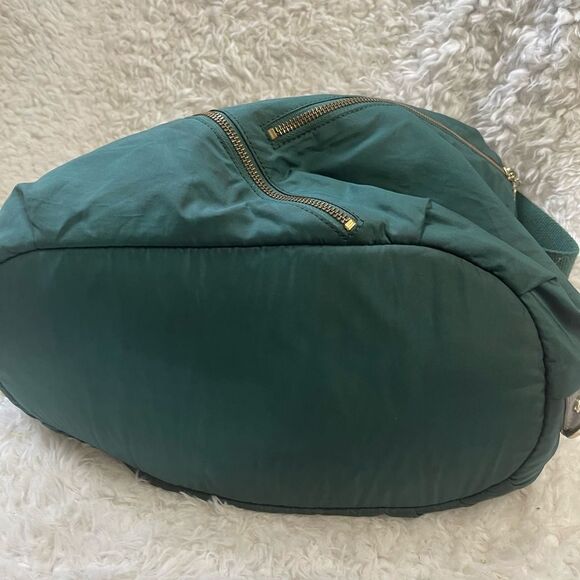 Alexisuospny Nylon Green large shoulder bag Chain Strap gold tone hardwares . - Picture 11 of 15